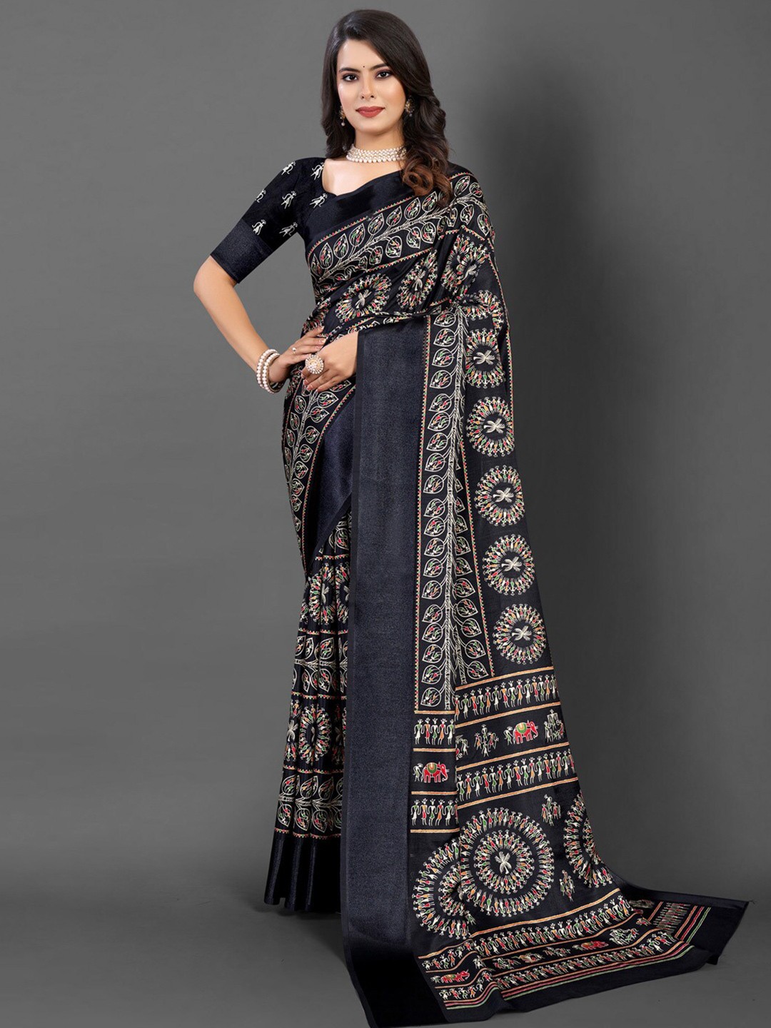 

Mitera Ethnic Motifs Printed Saree, Black