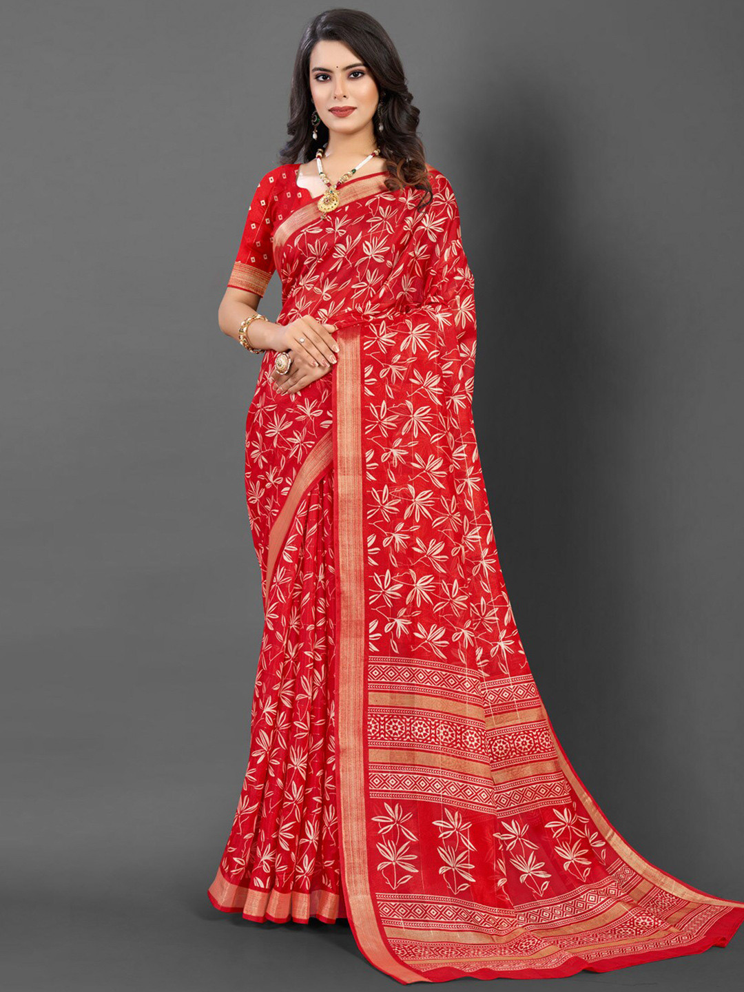

Mitera Red Floral Printed Zari Sungudi Saree