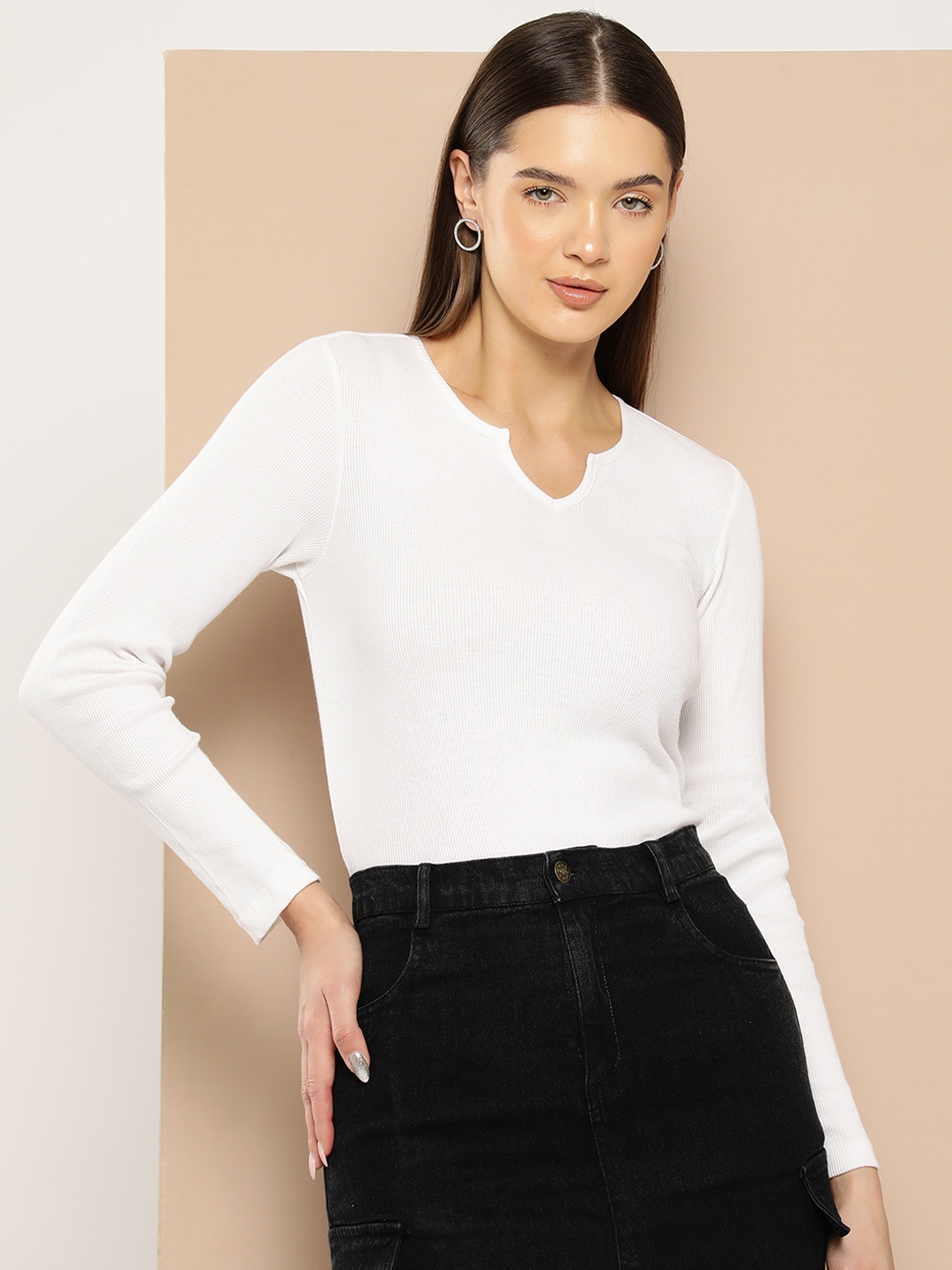 

Chemistry Fitted Cotton Top, White