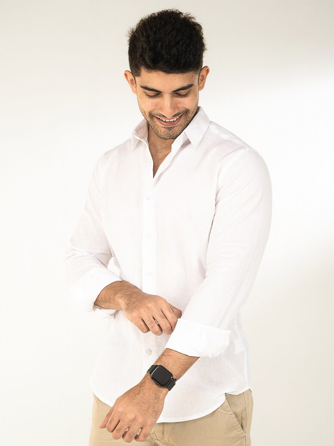 

The Bleu Label Spread Collar Full Sleeves Slim Fit Casual Shirt, White