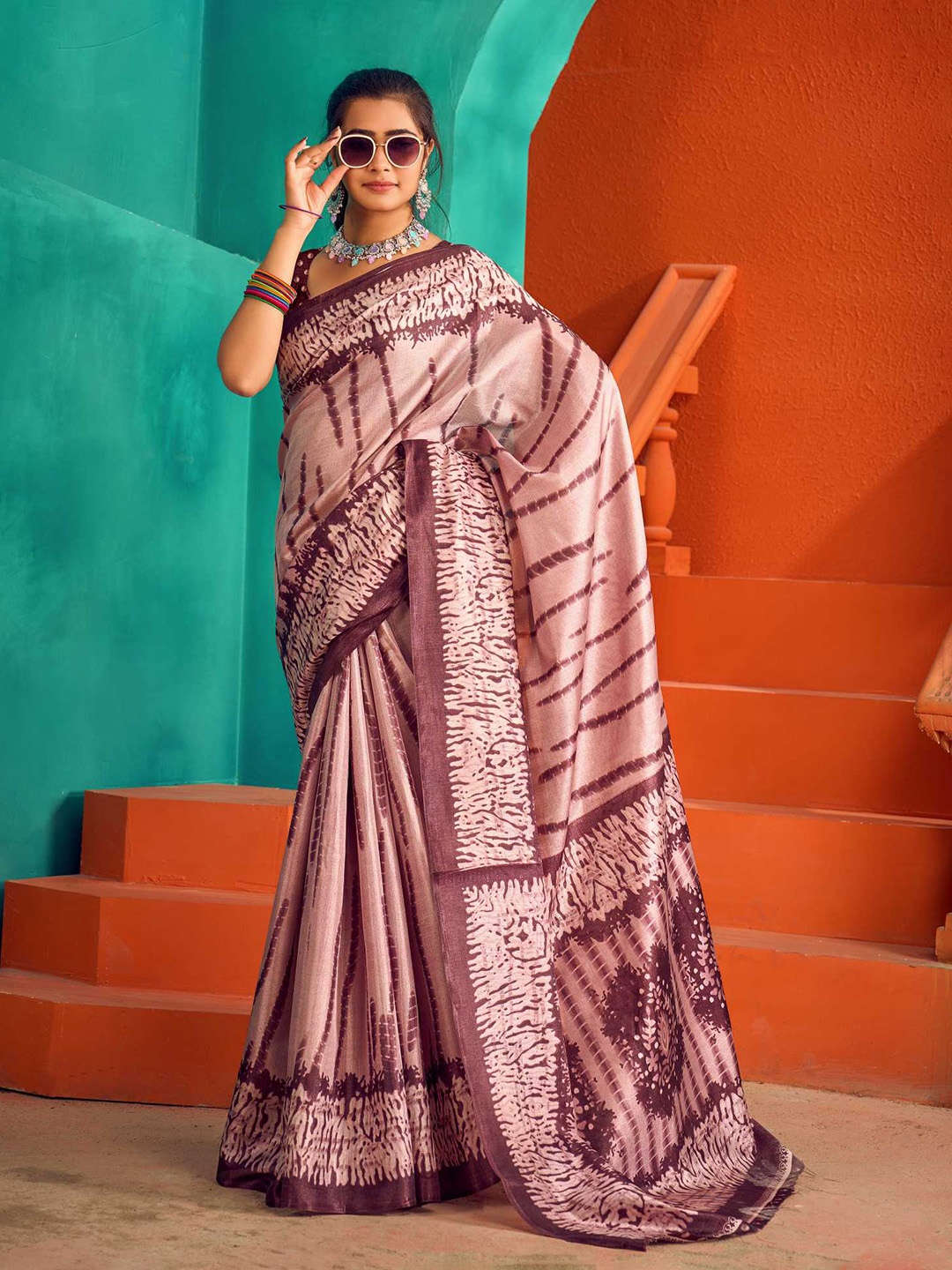 

KALINI Tie & Dye Printed Khadi Saree, Purple