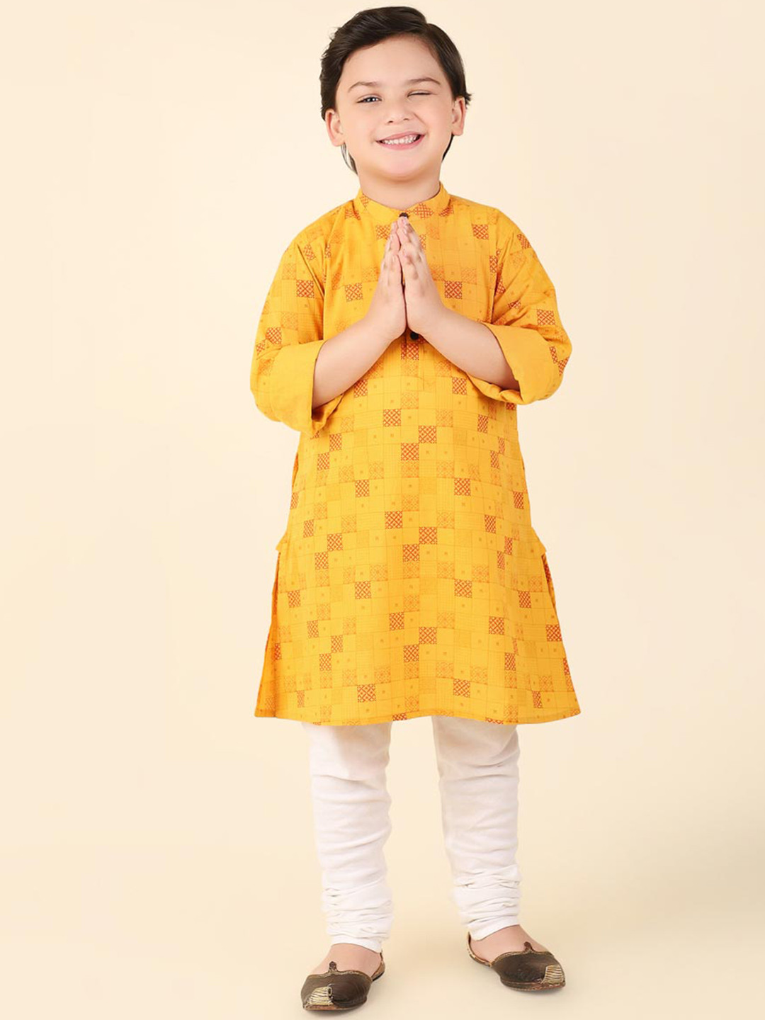

Fabindia Boys Geometric Printed Band Collar Pure Cotton Straight Kurta, Yellow