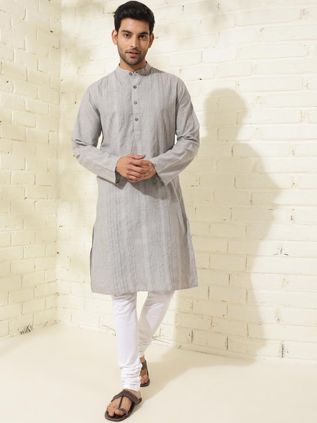 

Fabindia Geometric Embroidered Band Collar Pure Cotton Straight Kurta, Grey