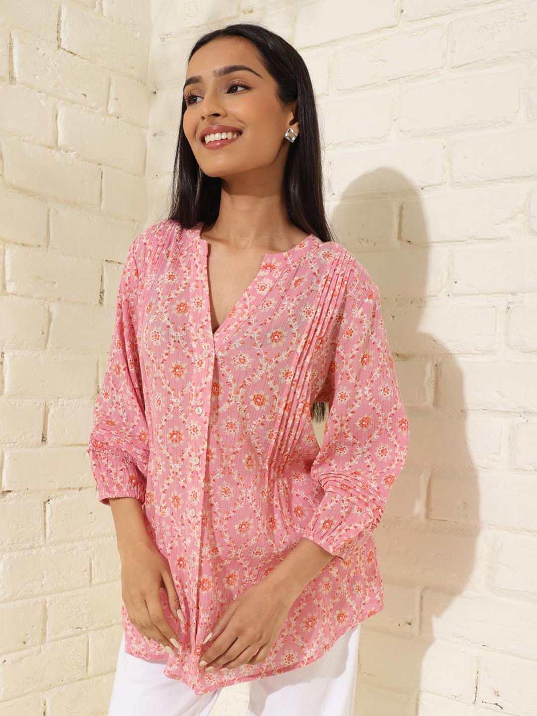 

Fabindia Floral Printed Mandarin Collar Puff Sleeves Cotton Top, Pink
