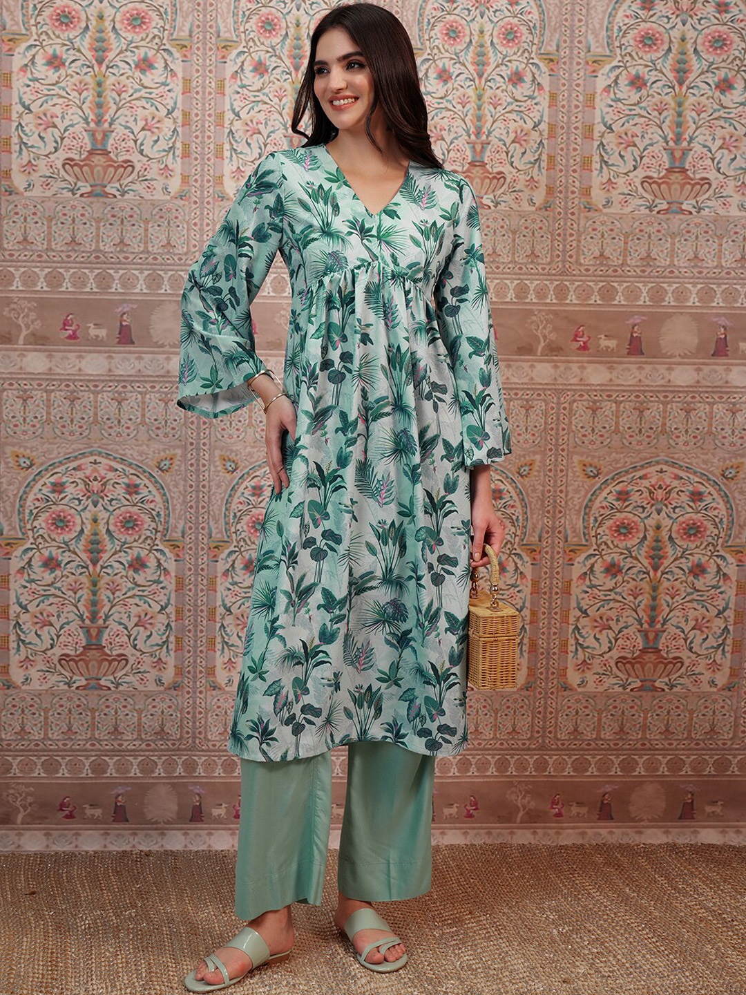 

Vishudh Floral Printed Flared Sleeves Empire Kurta, Teal