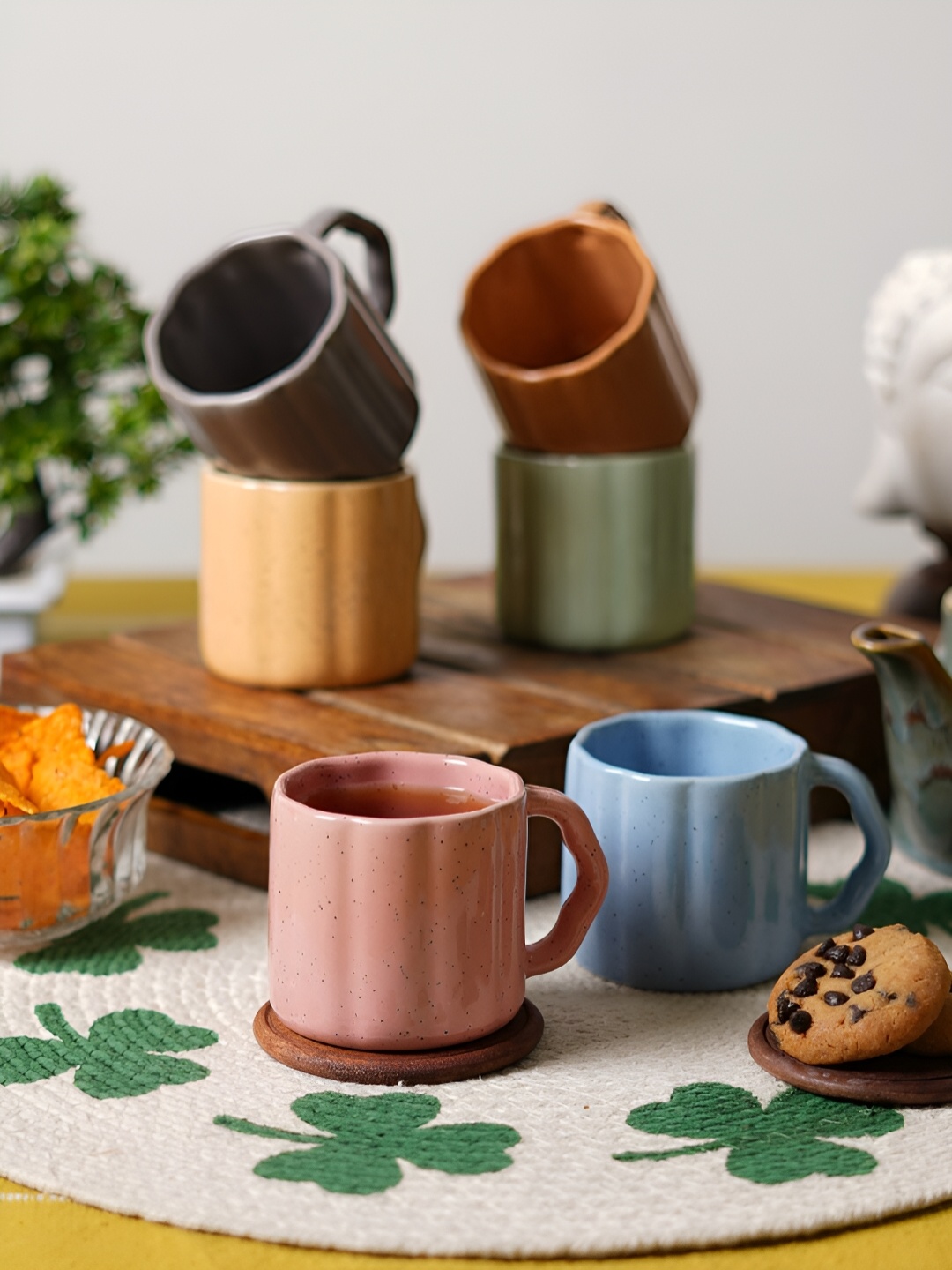 

CDI Black & Orange 6 Pieces Textured Ceramic Glossy Mugs 150ml Each
