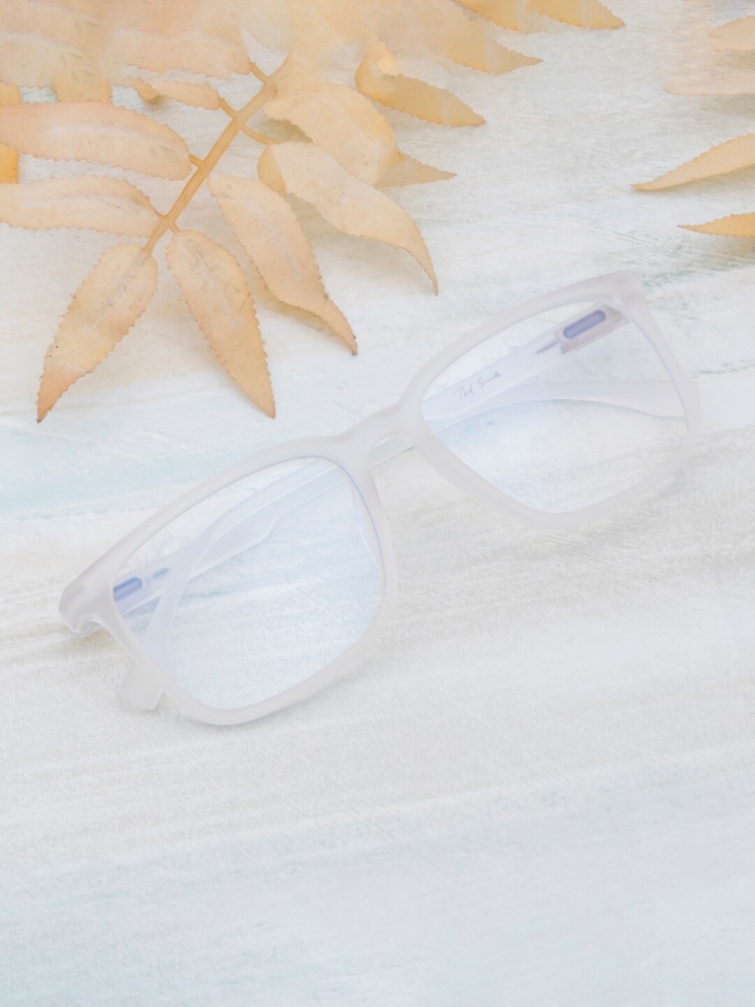 

Ted Smith Unisex Full Rim Wayfarer Frames, White