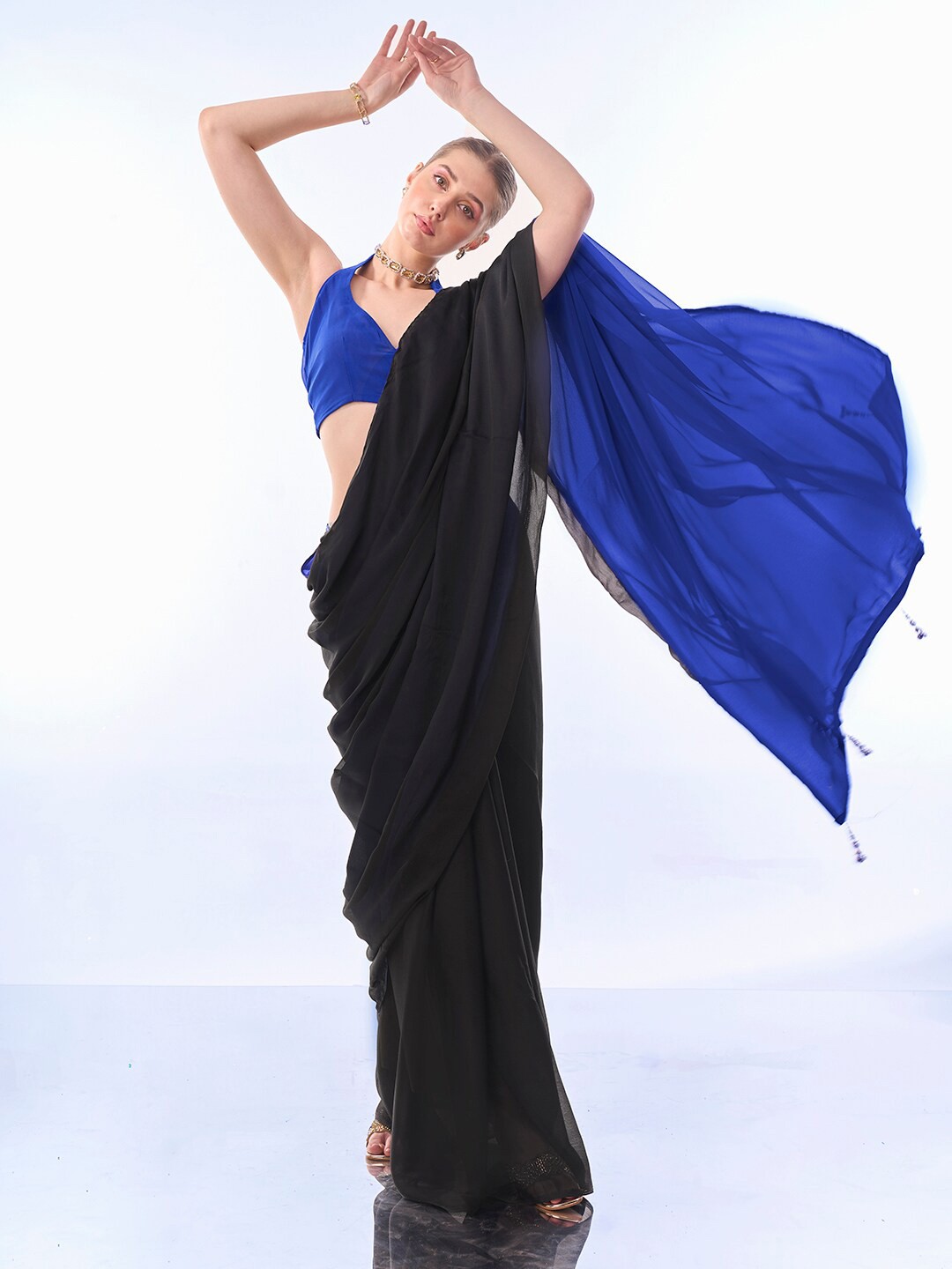 

Mitera Dual Tone Pure Chiffon Saree, Black