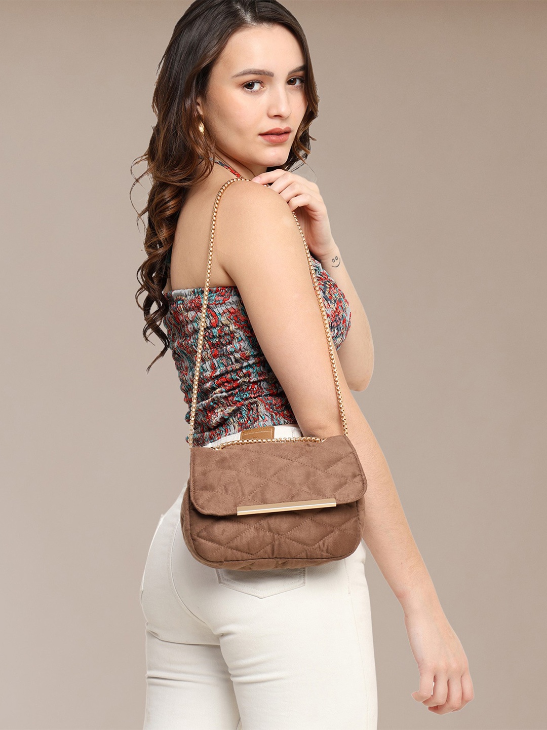 

MARKQUES Suede Structured Sling Bag with Quilted, Brown