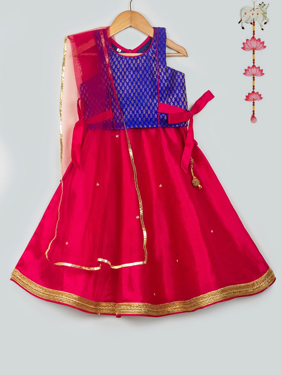 

Tangerine Closet Girls Sequinned Ready to Wear Lehenga & Blouse With Dupatta, Magenta