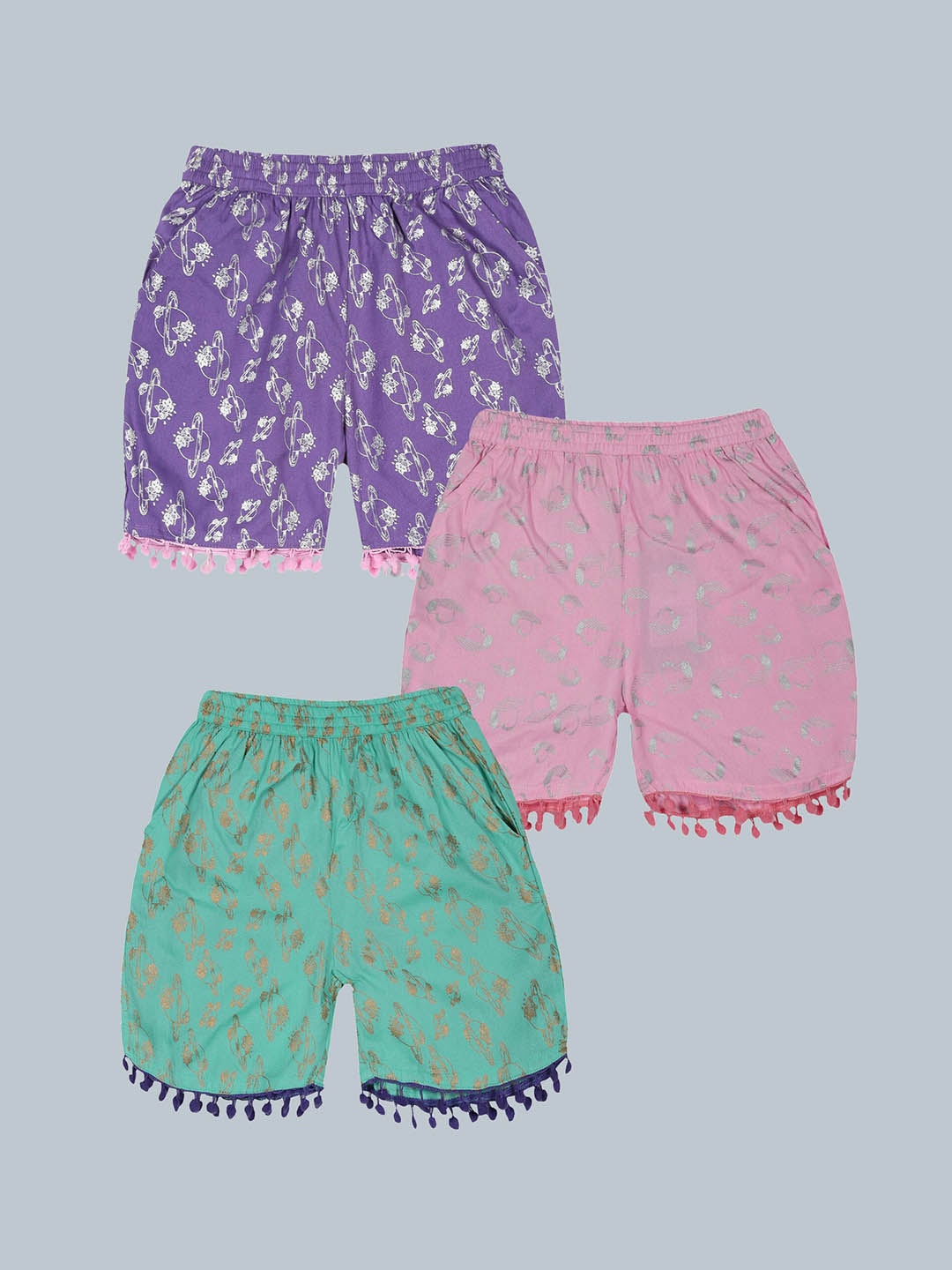 

KiddoPanti Girls Pack of 3 Floral Printed Shorts, Purple