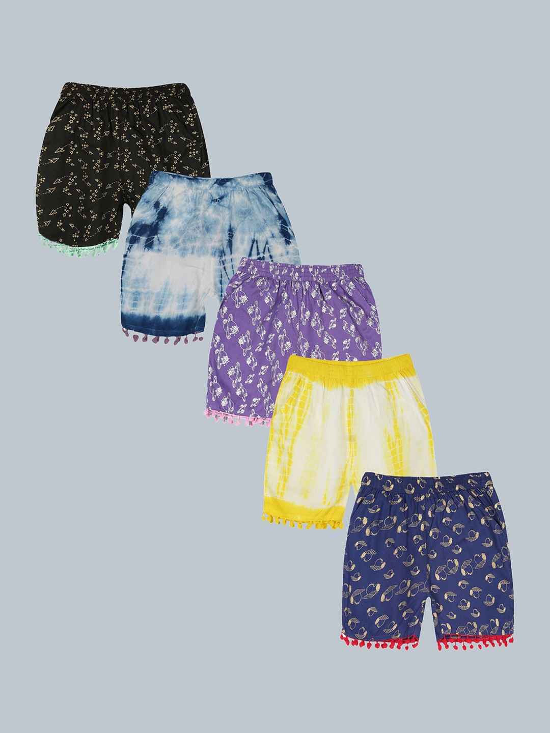 

KiddoPanti Girls Pack of 5 Printed & Dyed Shorts, Black