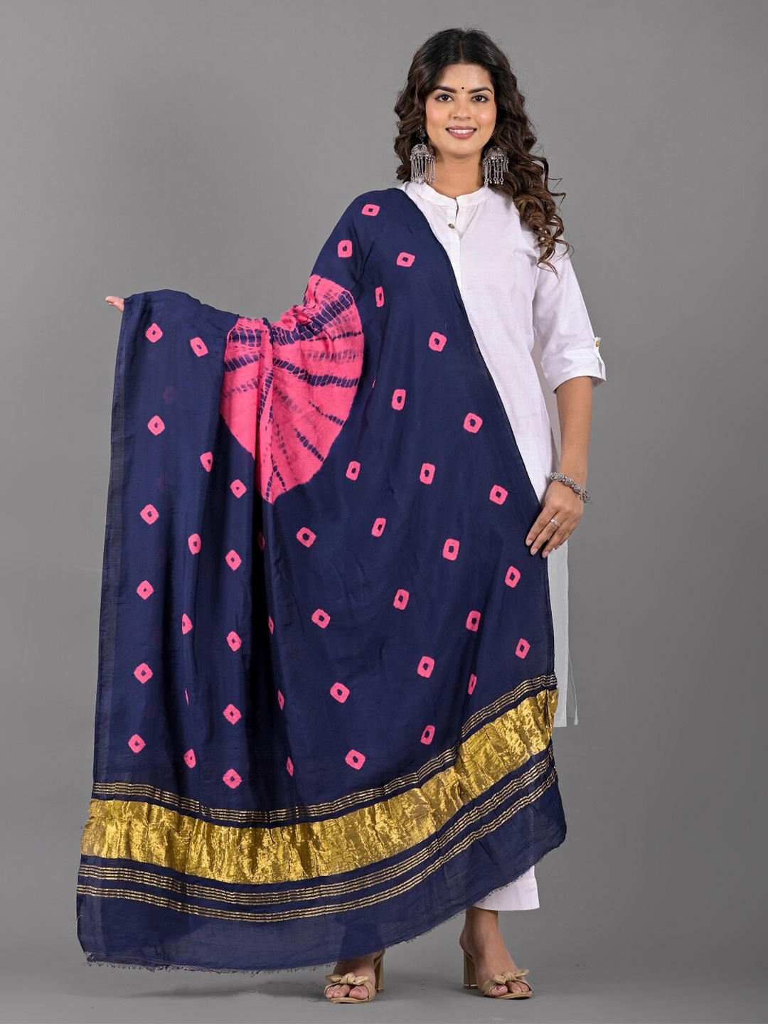 

Apratim Geometric Printed Dupatta, Navy blue