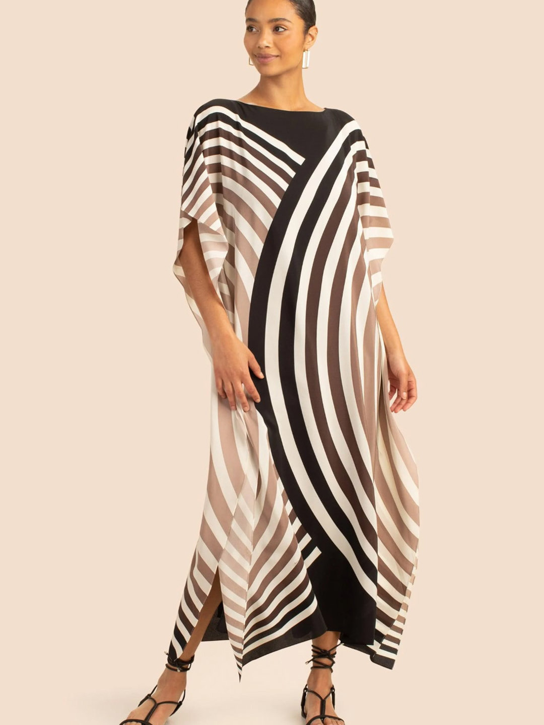 

UMANTA Women Striped Thread Work Kurta, Multi