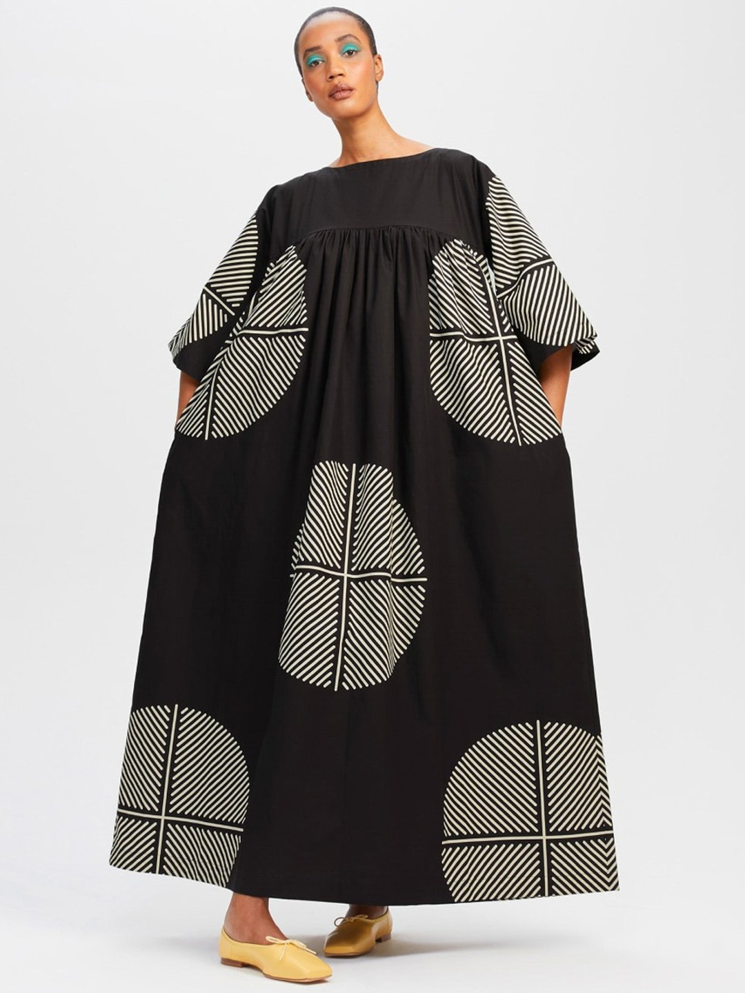 

UMANTA Geometric Flared Sleeves Cotton Maxi Kaftan Dress, Black