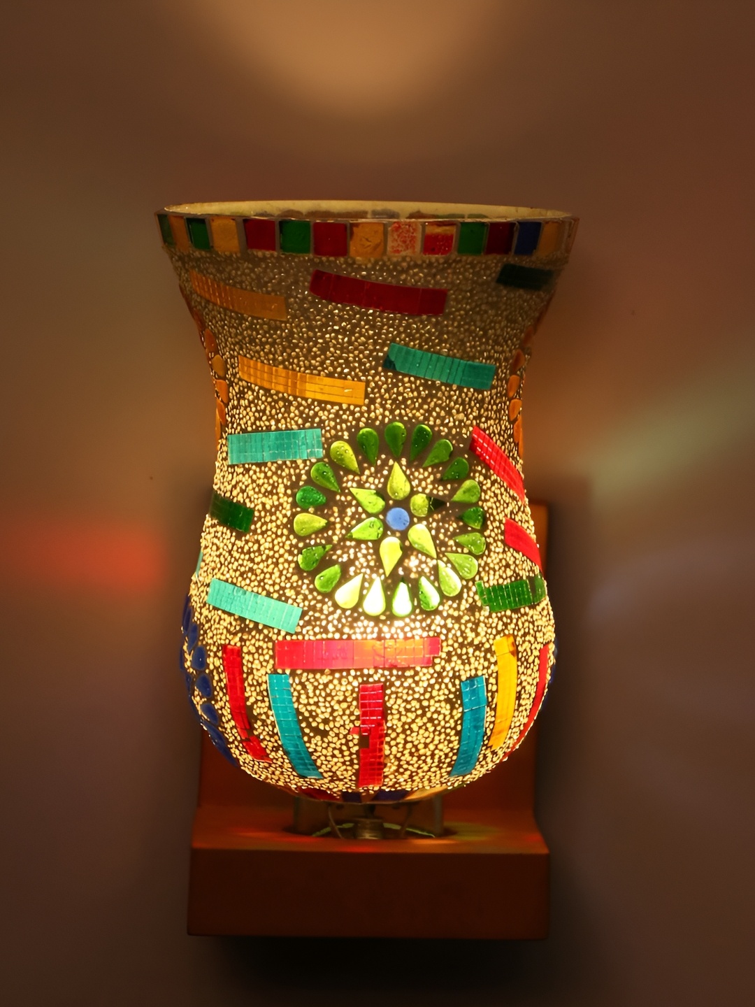 

1ST TIME White & Green Textured Glass Traditional Wall Lamp