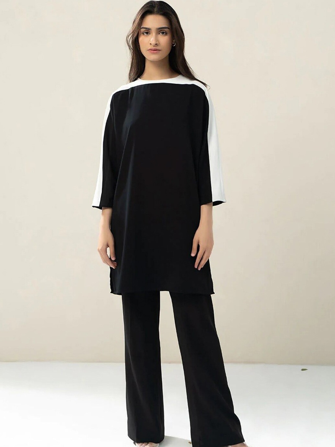 

UMANTA Printed Top With Trousers, Black