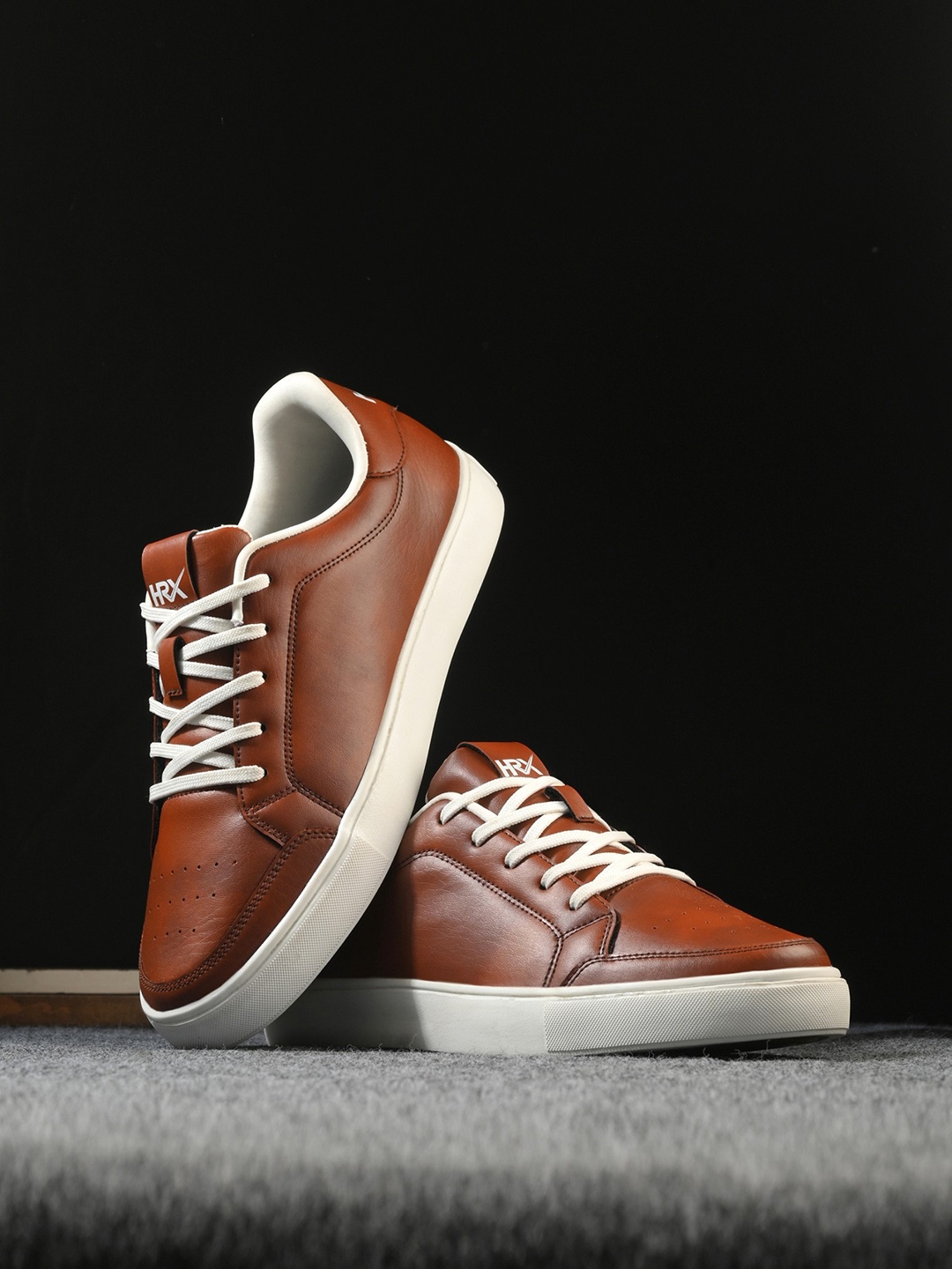 

HRX by Hrithik Roshan Men Tan Coloured Round Toe Sneakers