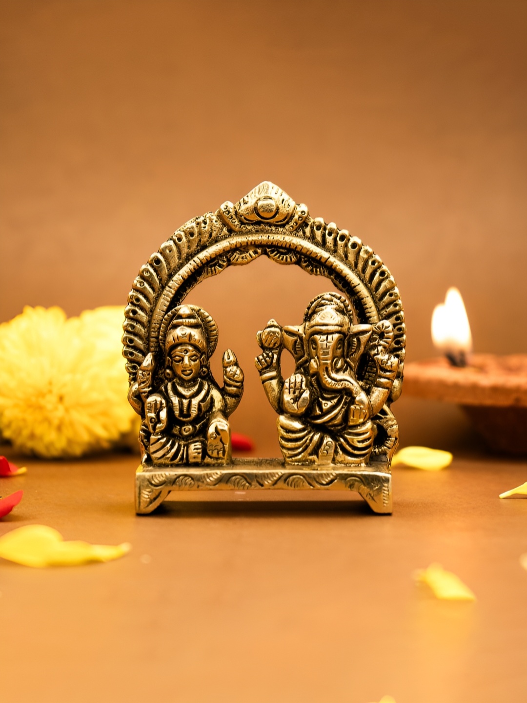 

Ekhasa Gold-Toned Brass Religious Ganesh Laxmi Idol Showpiece
