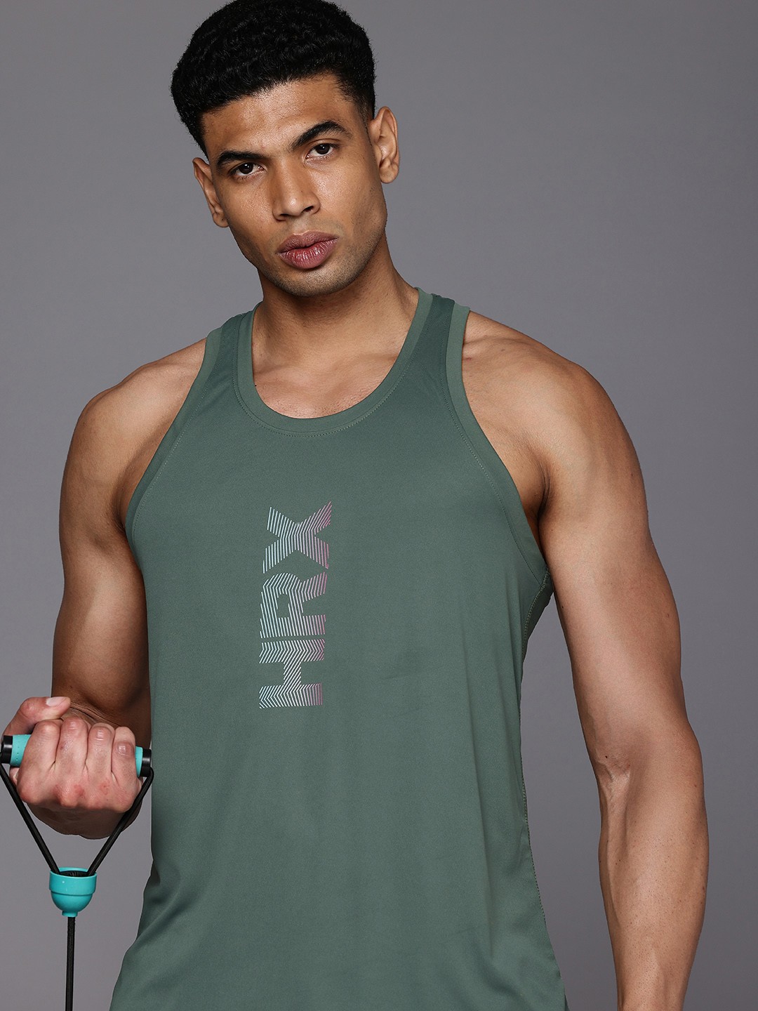 

HRX by Hrithik Roshan Brand Logo Printed Rapid-Dry Antimicrobial Finish Training T-shirt, Green