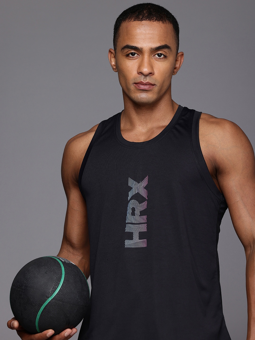 

HRX by Hrithik Roshan Brand Logo Printed Rapid-Dry Antimicrobial Finish Training T-shirt, Black