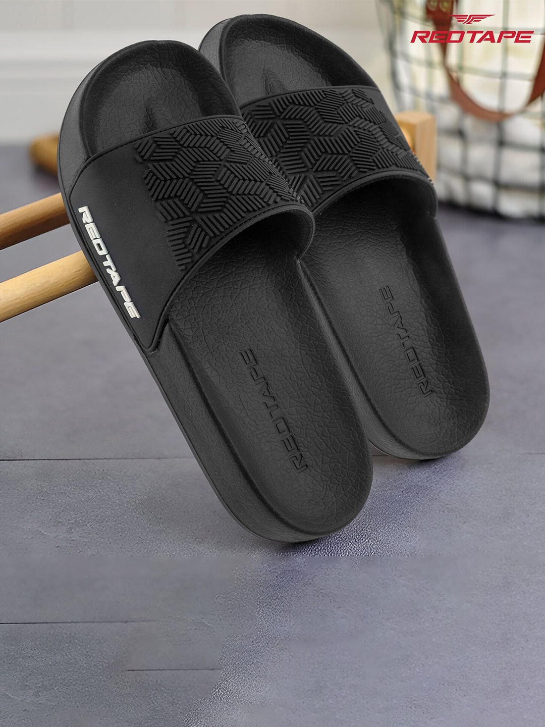 

Red Tape Men Textured Sliders, Black