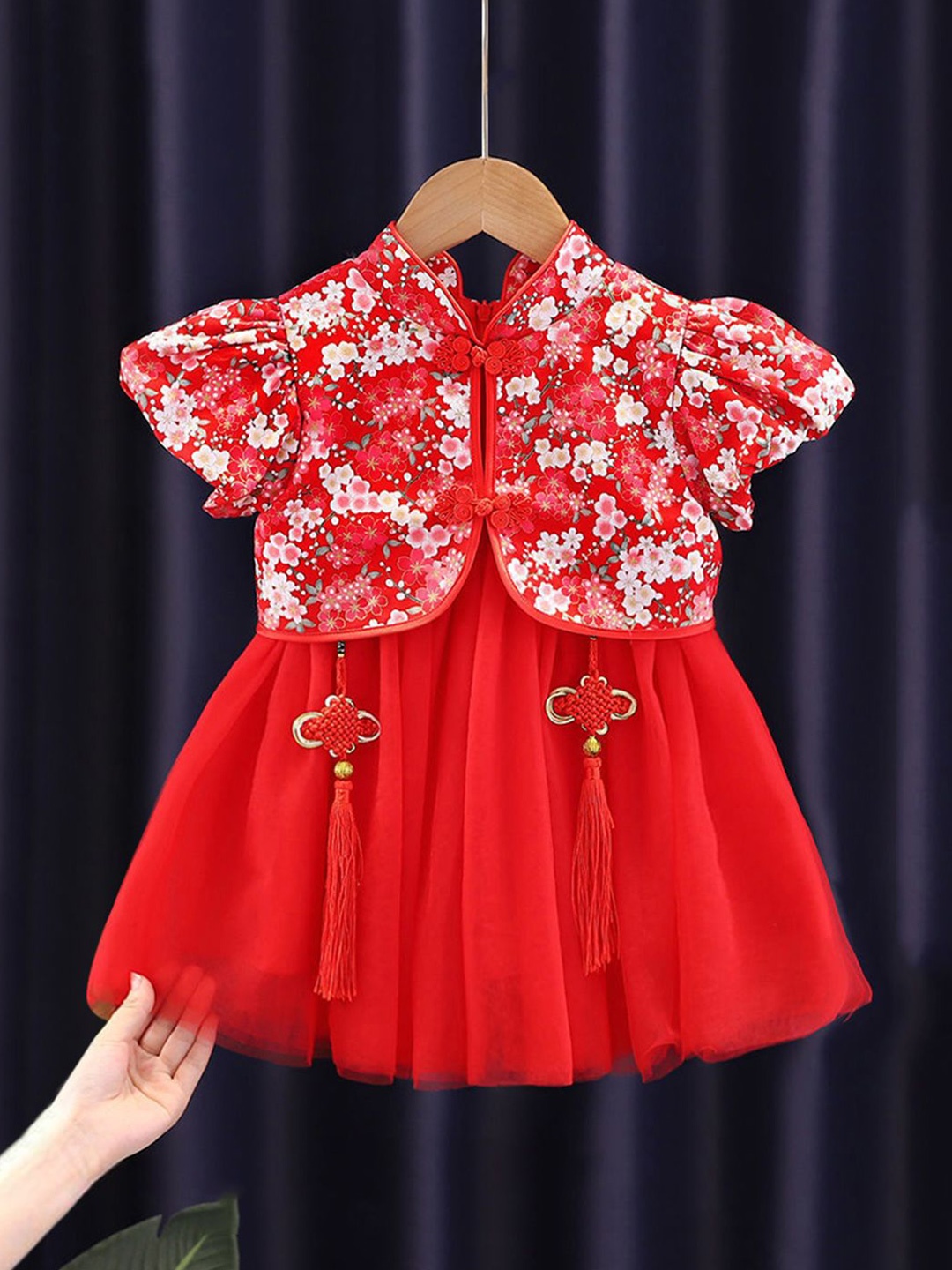

INCLUD Girls Round Neck Flutter Sleeve Shirt Dress, Red