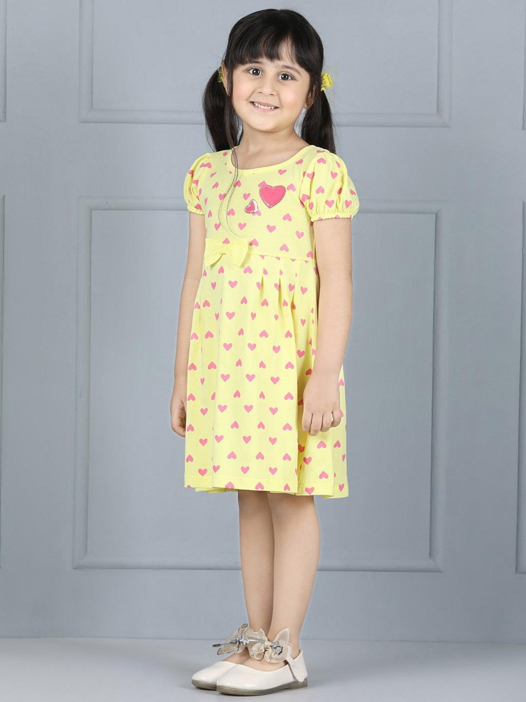 

Hola Bonita Girls Floral Print Puff Sleeves Applique A-Line Dress, Yellow