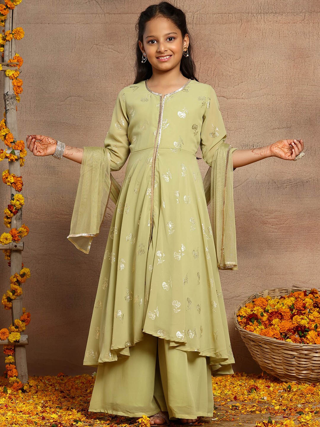 

Miss Indya Girls Floral Printed Gotta Patti Anarkali Kurta With Trousers & Dupatta, Green