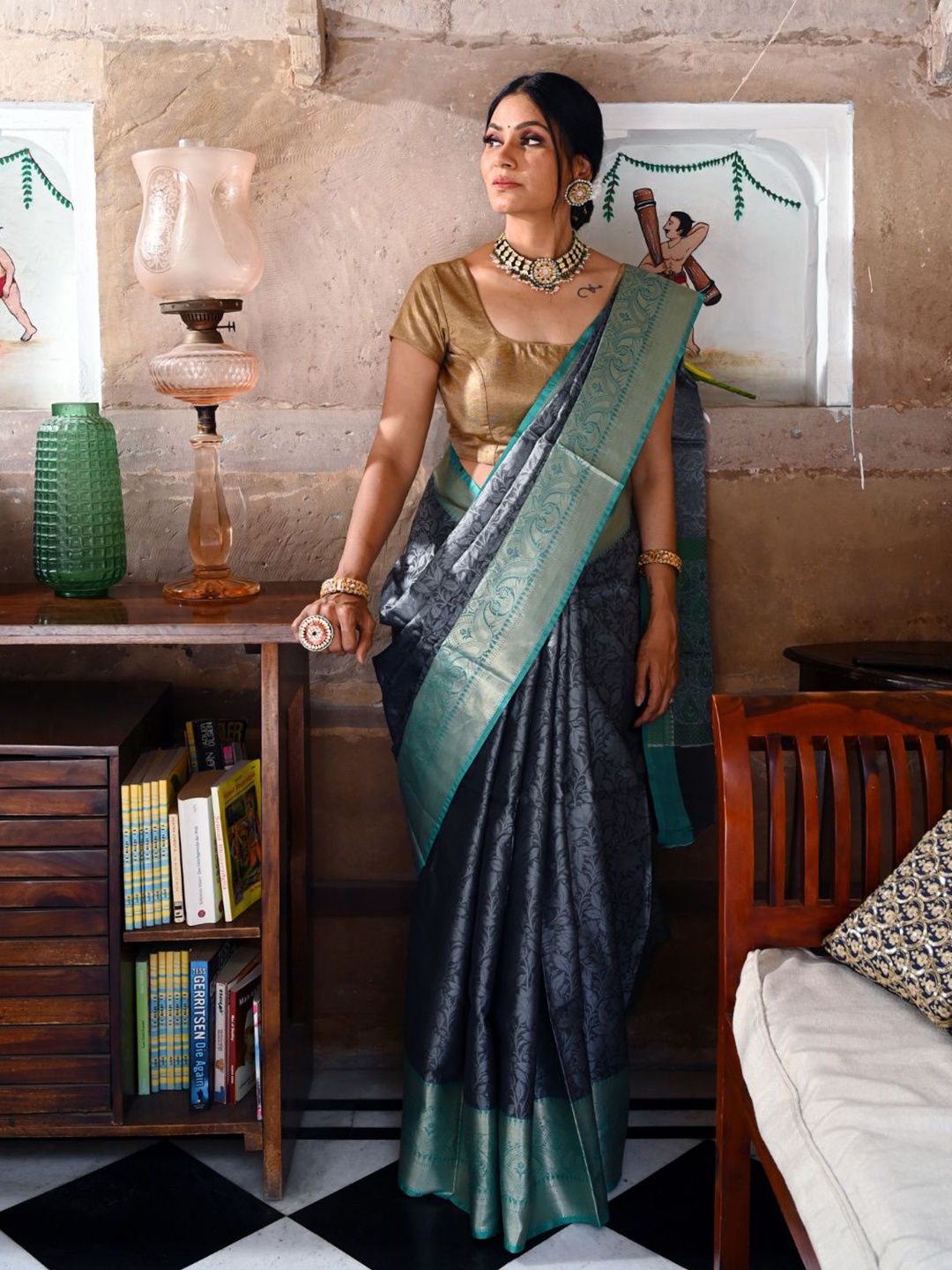 

Humairah Woven Design Zari Art Silk Banarasi Saree, Grey