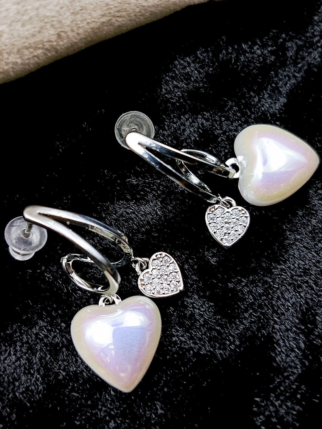 

Manikya Silver-Plated Cubic Zirconia Heart Shaped Drop Earrings