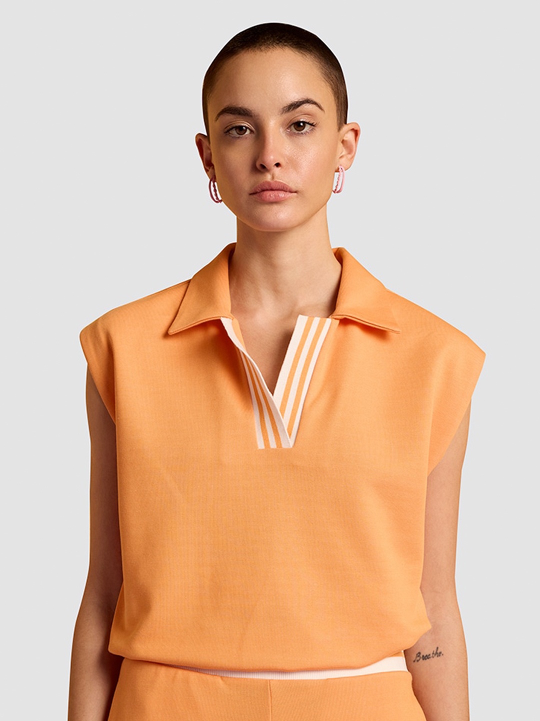 

Muvazo Shirt Collar Extended Sleeves Shirt Style Top, Orange