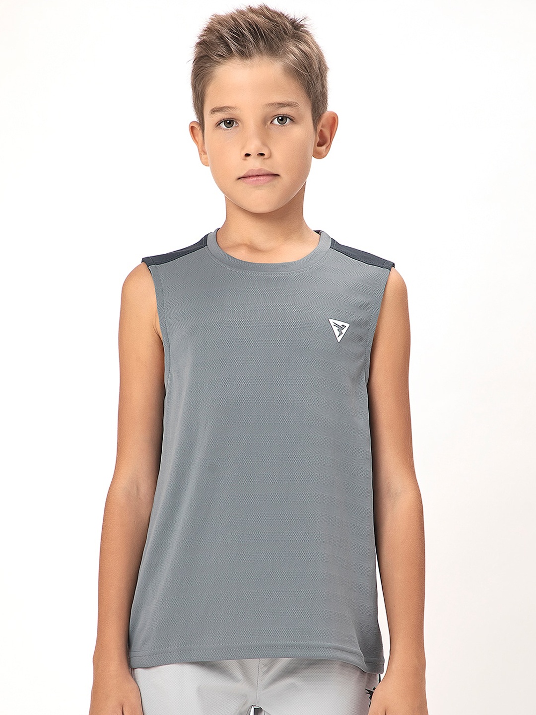 

Technosport Boys Colourblocked Sleeveless Training Innerwear Vest, Grey