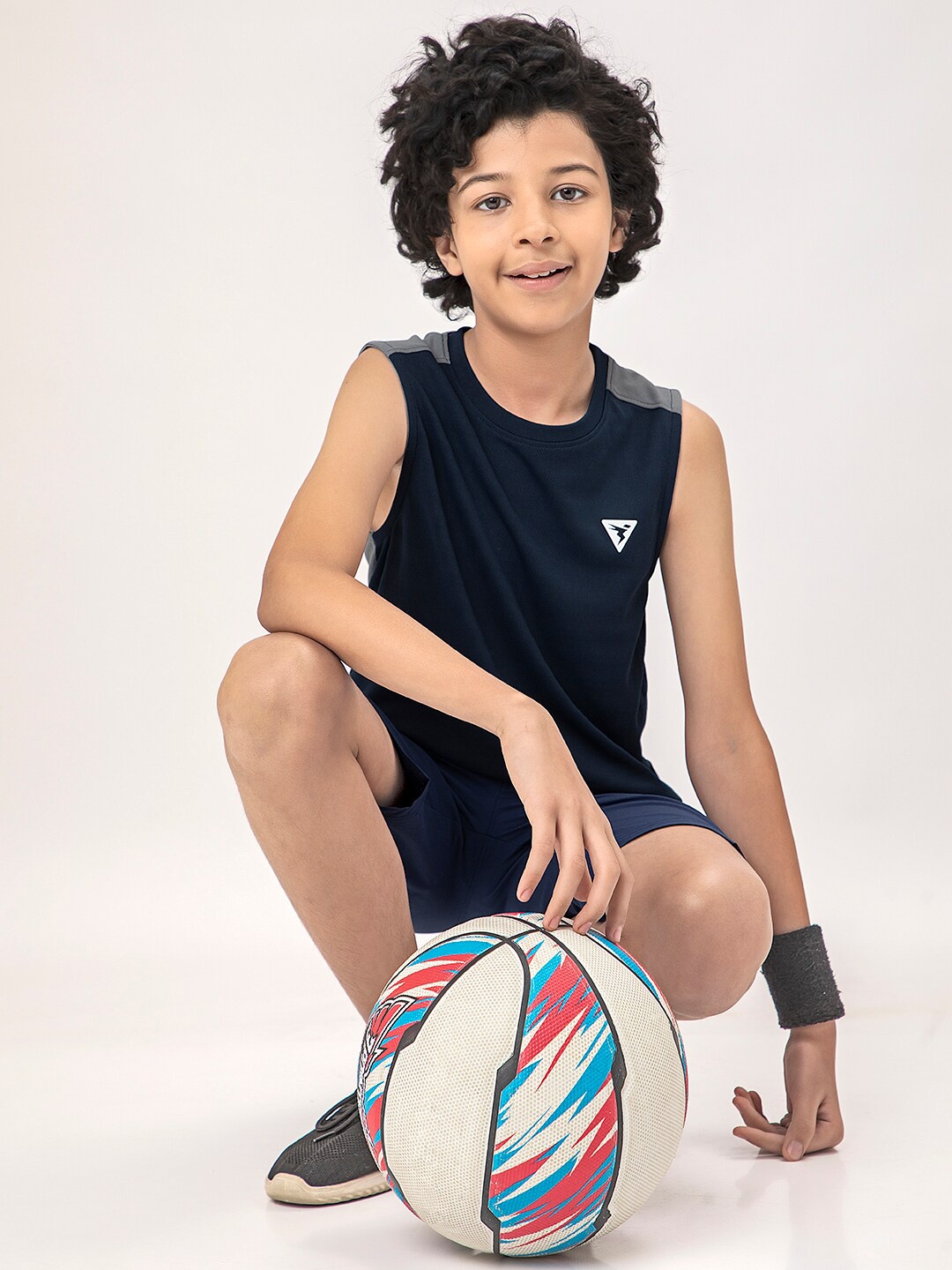 

Technosport Boys Colourblocked Sleeveless Training Innerwear Vest, Navy blue