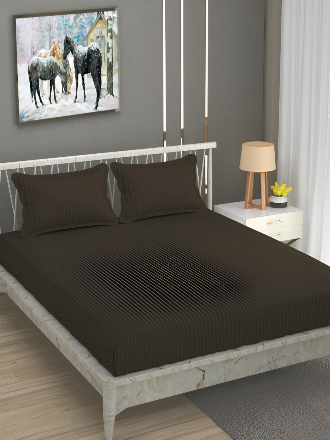

UrbanArts Brown Striped 200 TC King Bedsheet With 2 Pillow Covers