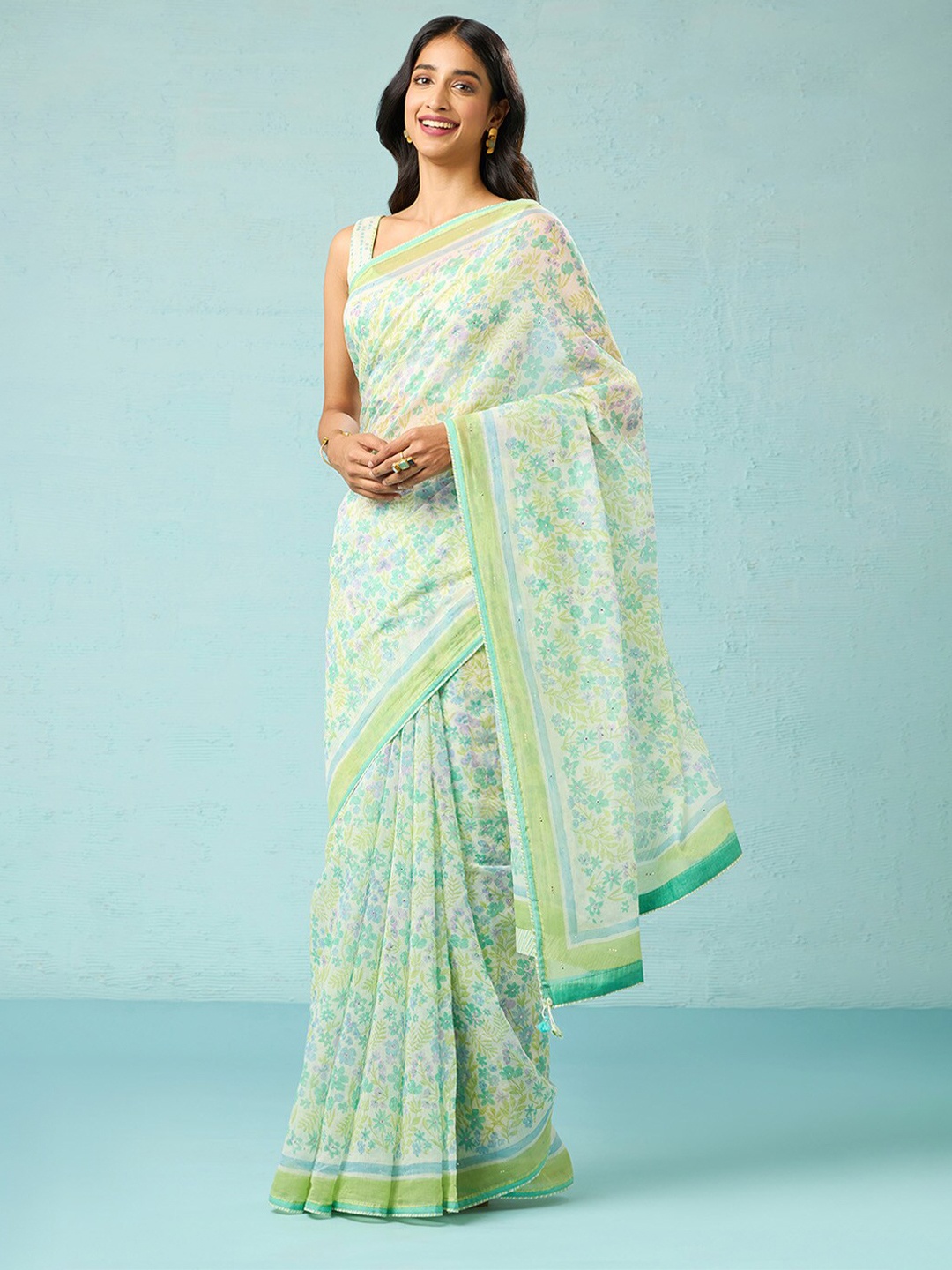 

Taneira Floral Printed Saree, Green