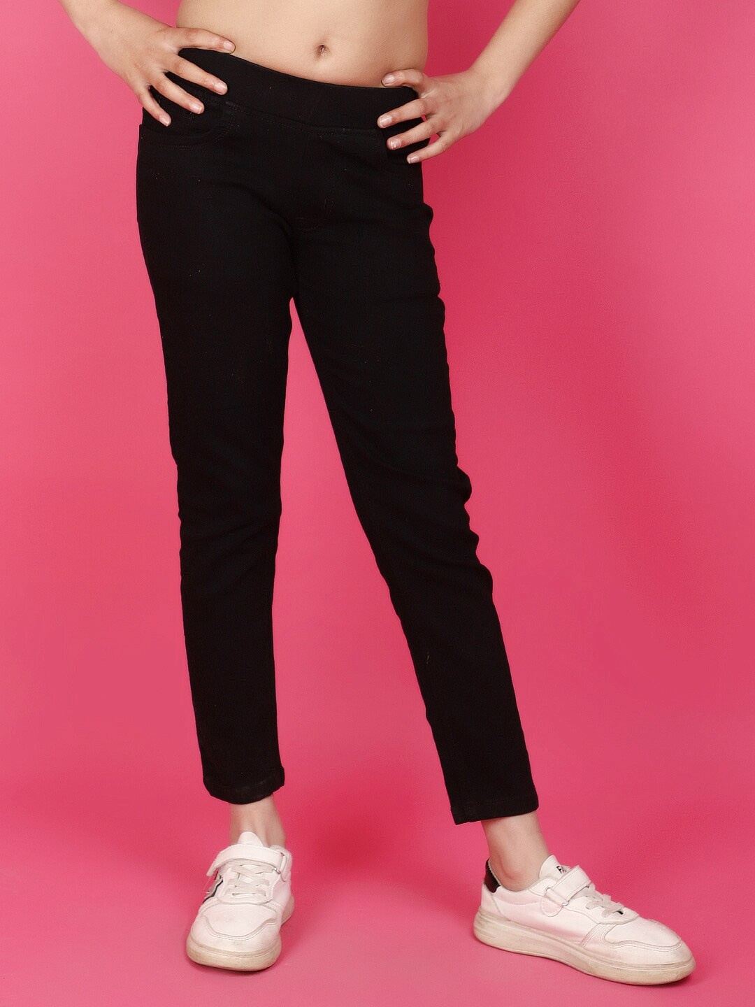 

V-Mart Girls Mid-Rise Jeggings, Black