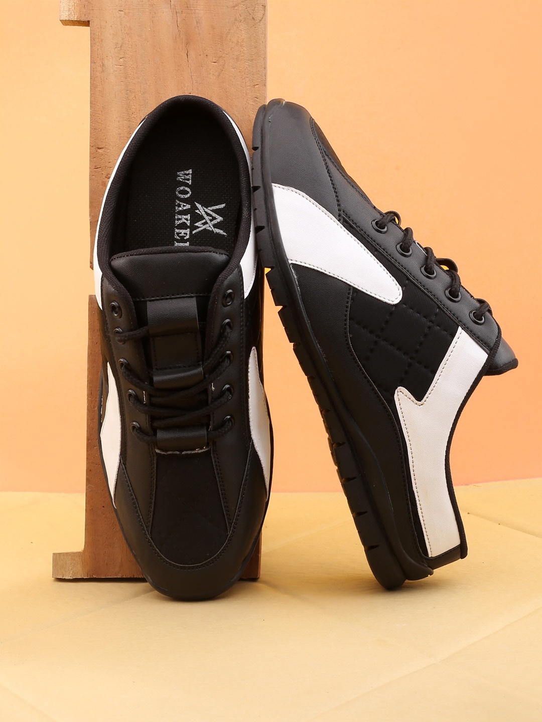

Woakers Men Round Toe Mule Sneakers, Black