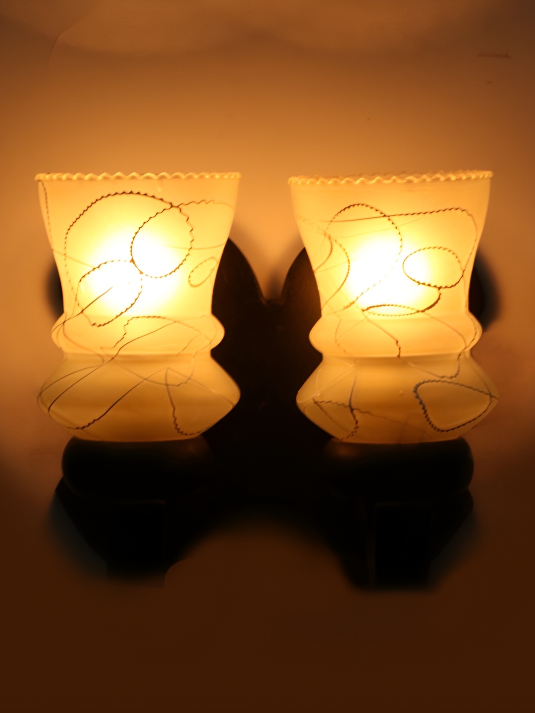 

1ST TIME White & Black Printed Glass Traditional Wall Lamp