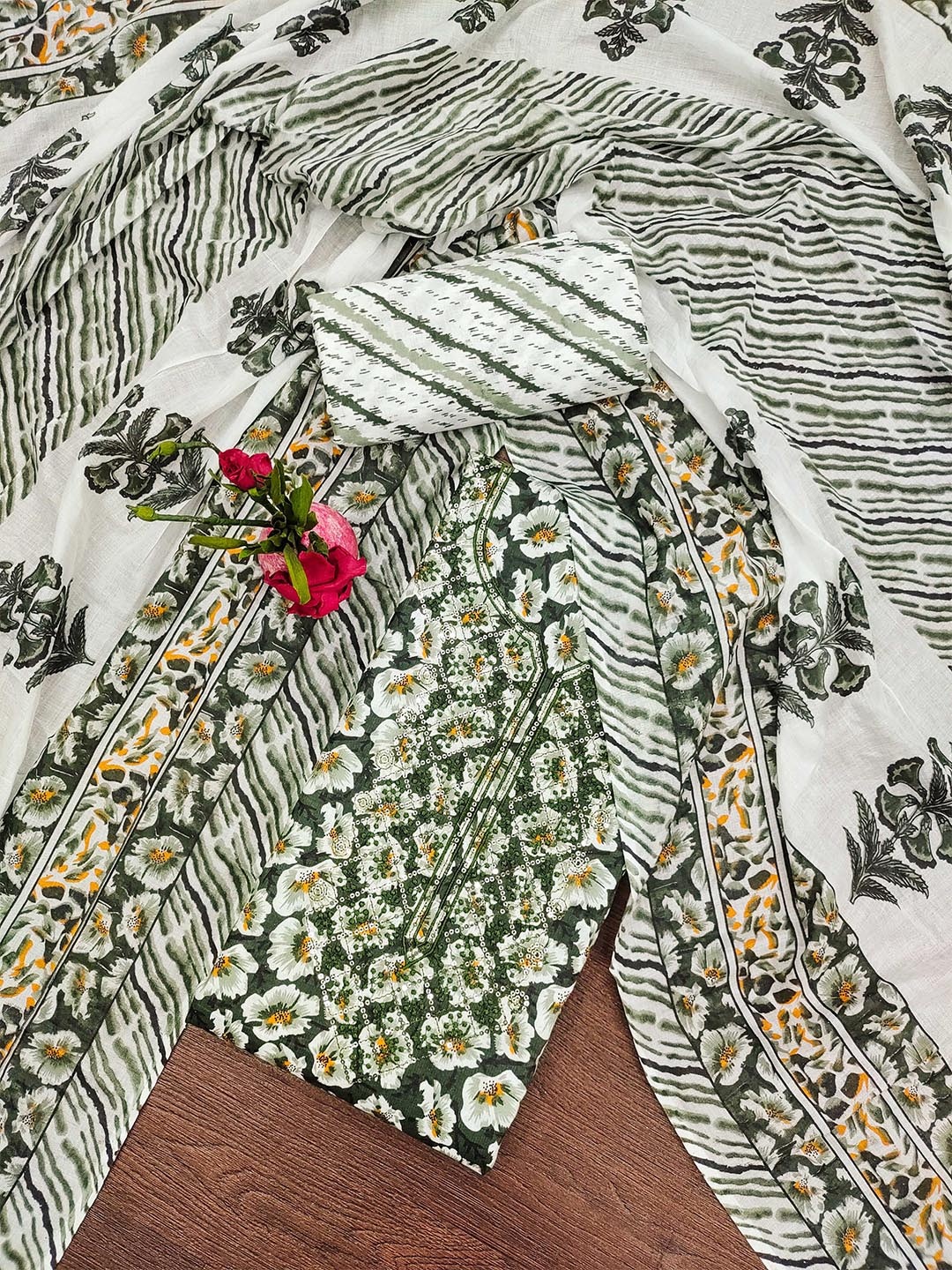

KALINI Ethnic Motifs Printed Pure Cotton Unstitched Dress Material, Green