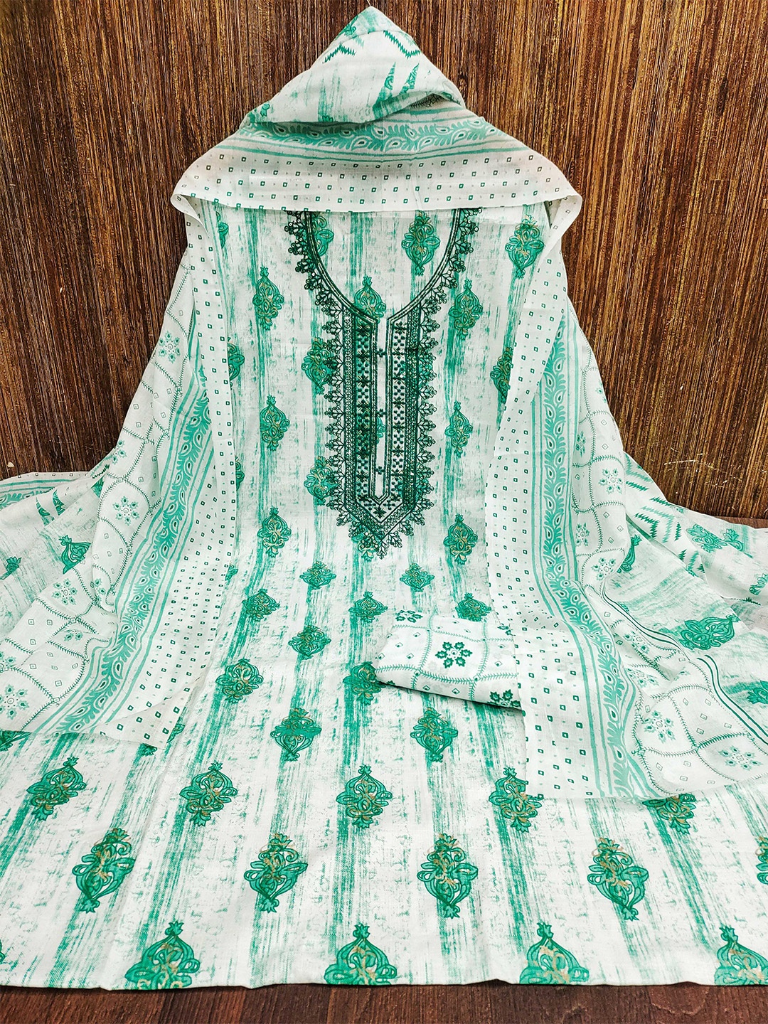 

KALINI Ethnic Motifs Printed Pure Cotton Unstitched Dress Material, White