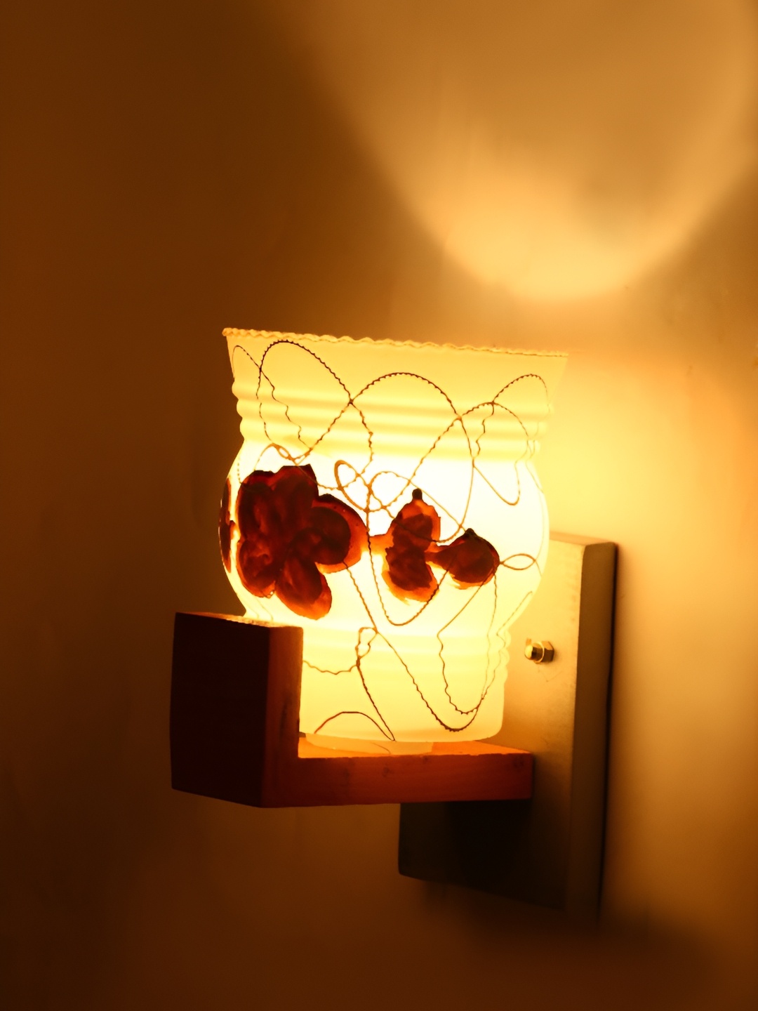 

1ST TIME White & Brown Printed Glass Traditional Wall Lamp