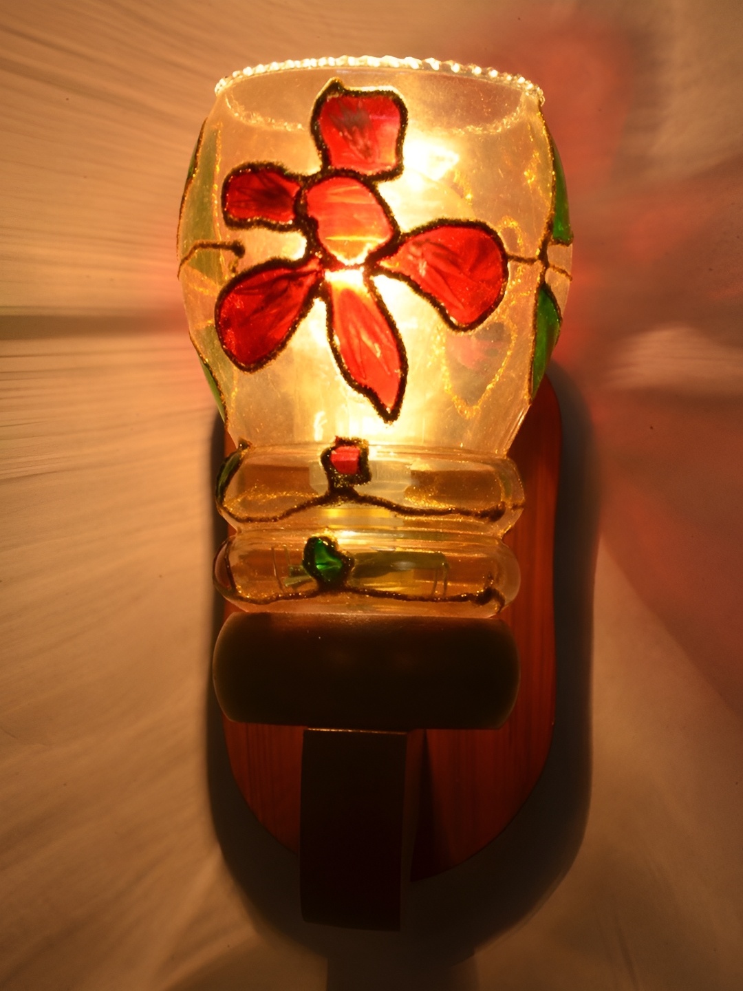 

1ST TIME Red & Green Printed Glass Traditional Wall Lamp