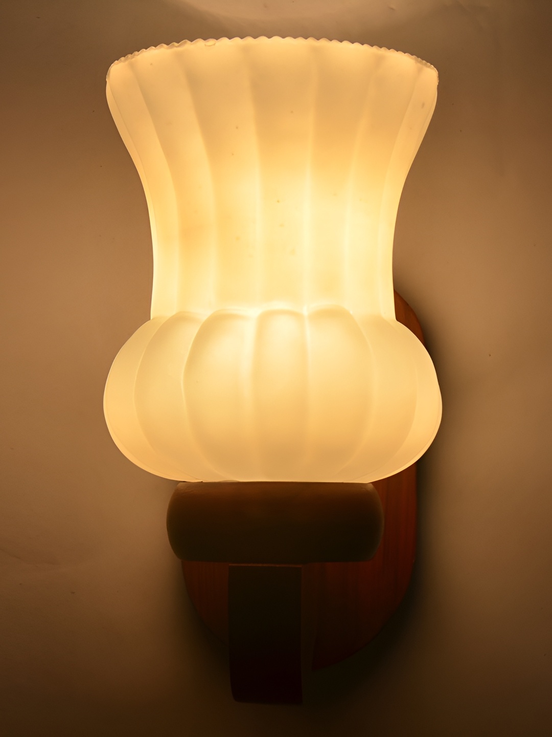 

1ST TIME White & Brown Textured Abstract Shaped Glass Wall Lamp