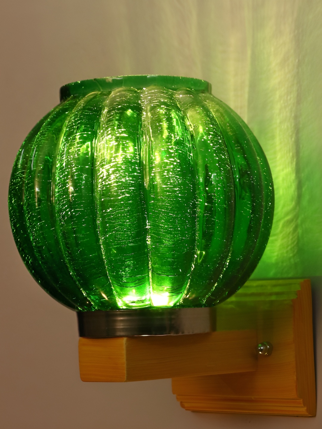 

1ST TIME Green Glass Textured Self Assembly Spherical Contemporary Wall Lamp