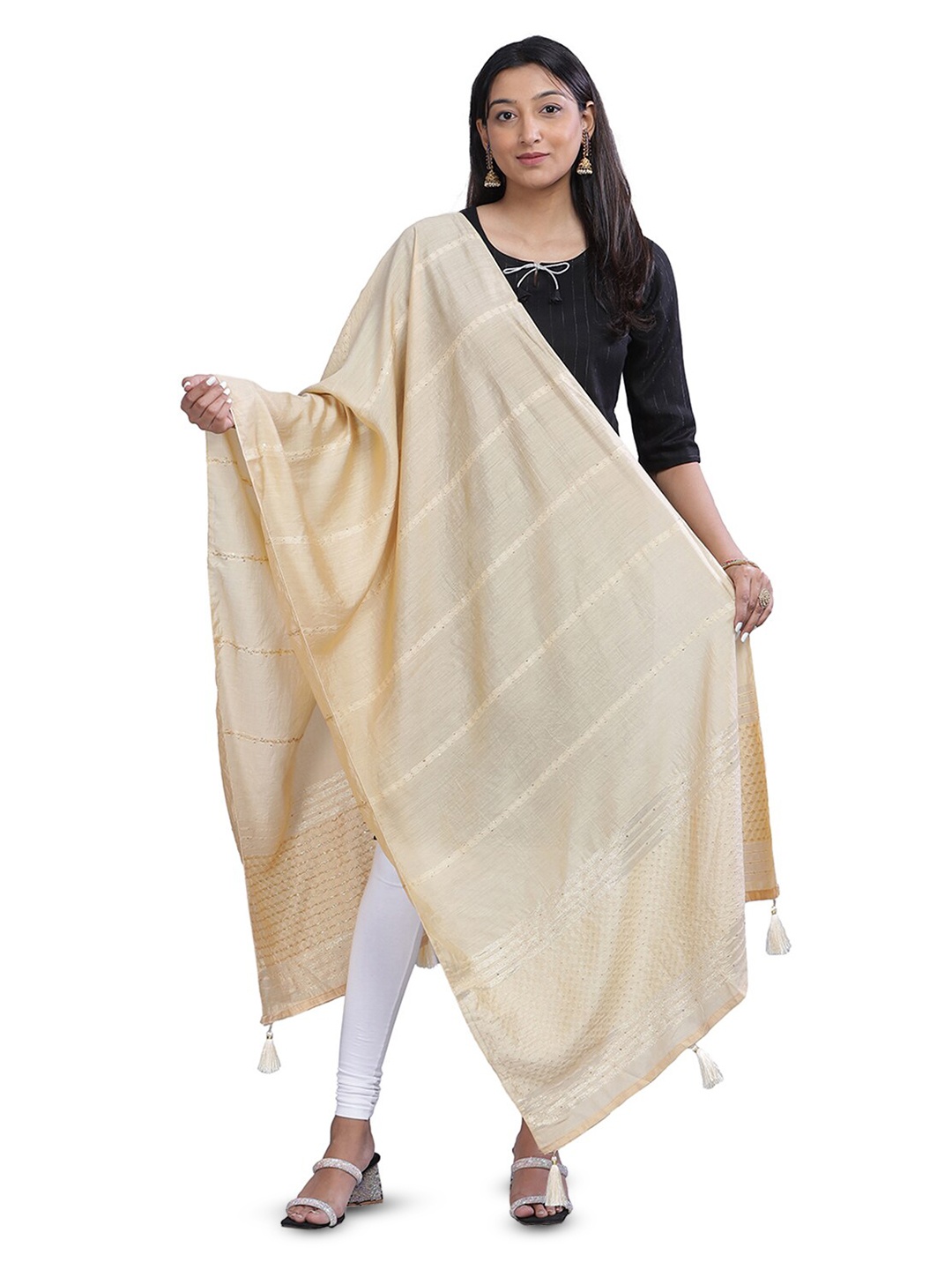 

Aanys Culture Striped Zari Cotton Silk Dupatta, Cream