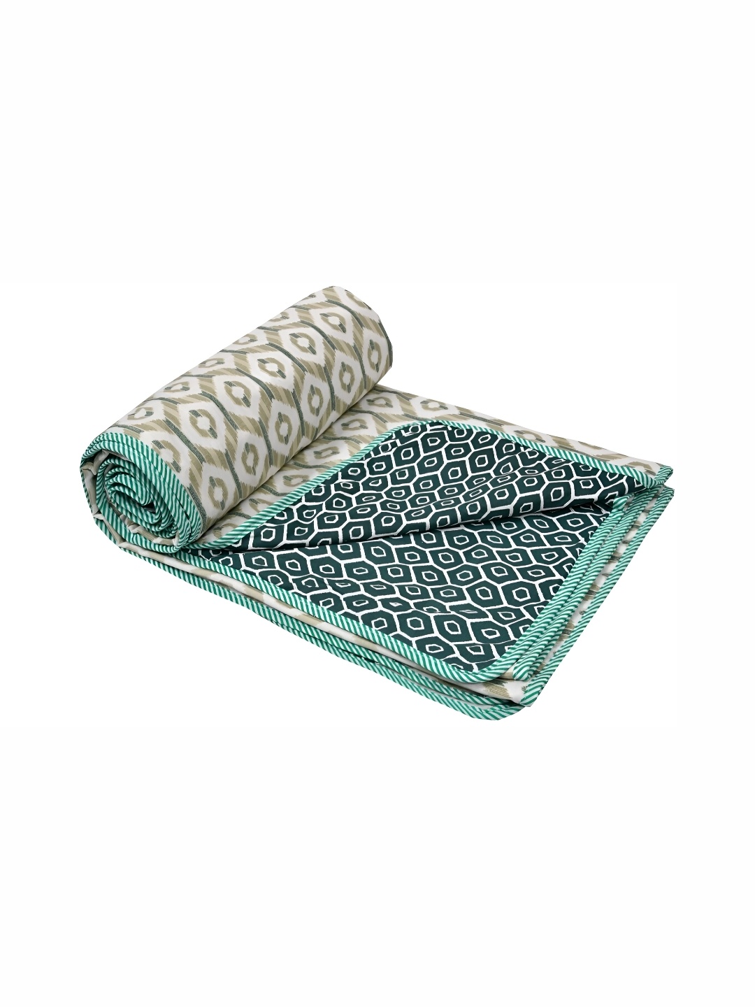 

RF RELAXFEEL Green & White Geometric Heavy Winter 150 GSM Double Bed Dohar
