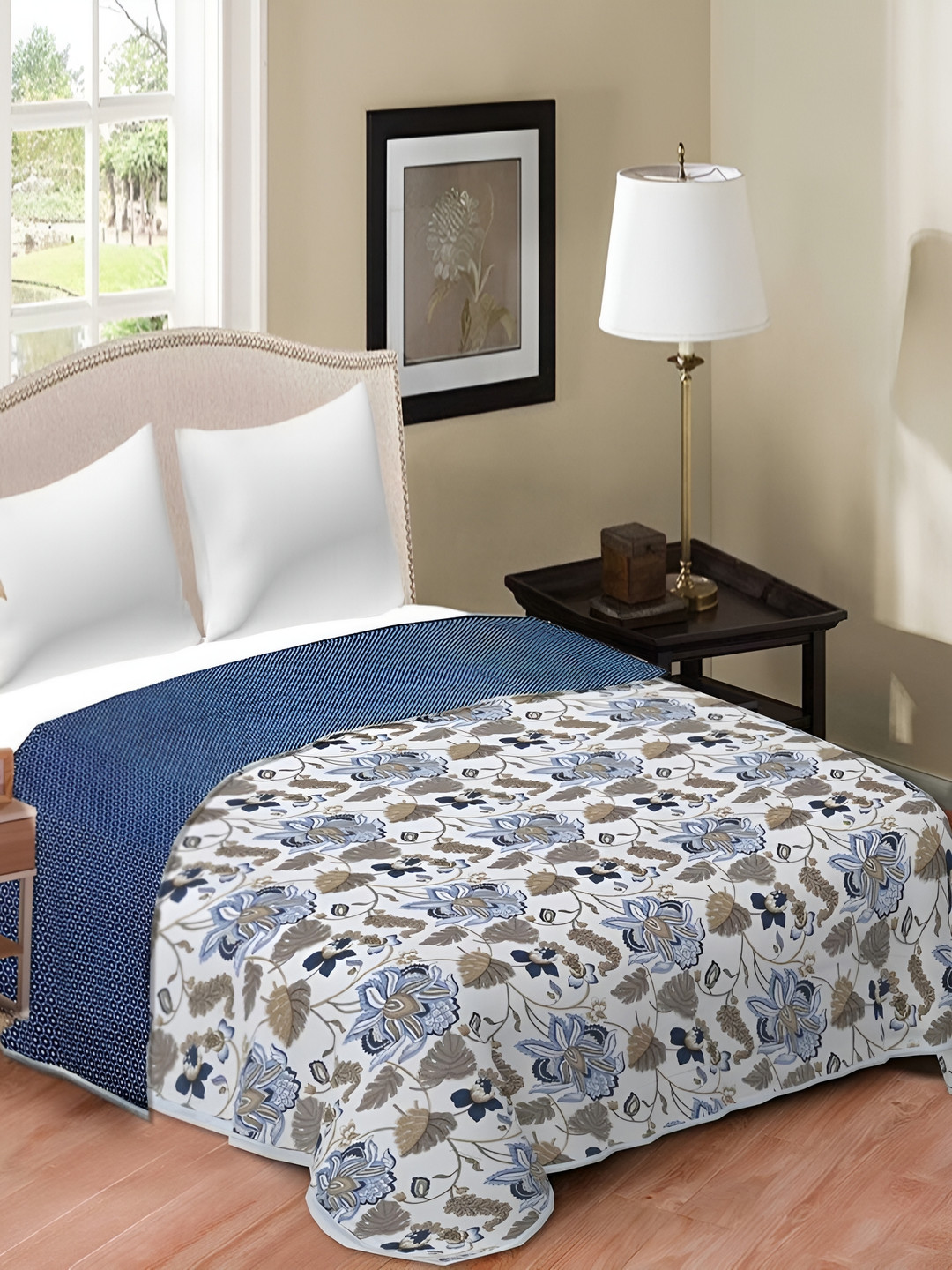 

RF RELAXFEEL White & Blue Floral Cotton Heavy Winter 150 GSM Single Bed Dohar