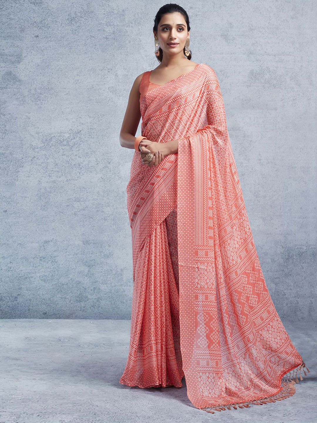 

Mitera Printed Pure Chiffon Arani Saree, Peach