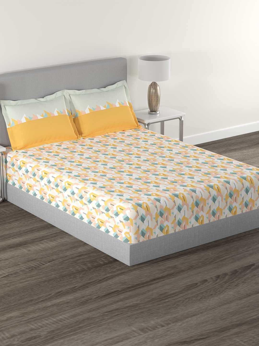 

MYTRIDENT Dune Yellow Flat 144TC King Cotton 1 Bedsheet with 2 Pillow Covers